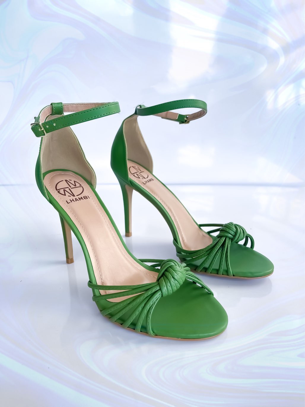 Emerald Green Velvet Block Heels, Pointed Toe Green Heels, Forest Green  Pumps, Crystal Embellished Wedding Shoes, Velvet Pumps ''empress'' - Etsy | Green  heels, Emerald green shoes, Green wedding shoes bride