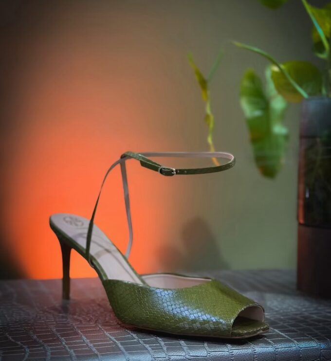 Margot (Green)