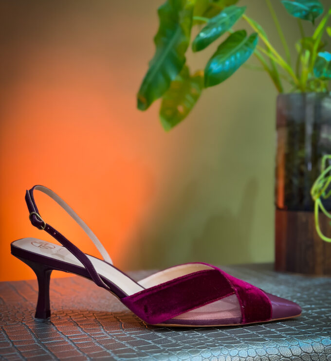 Marcella (Maroon)