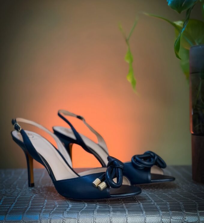 NINA – BLACK