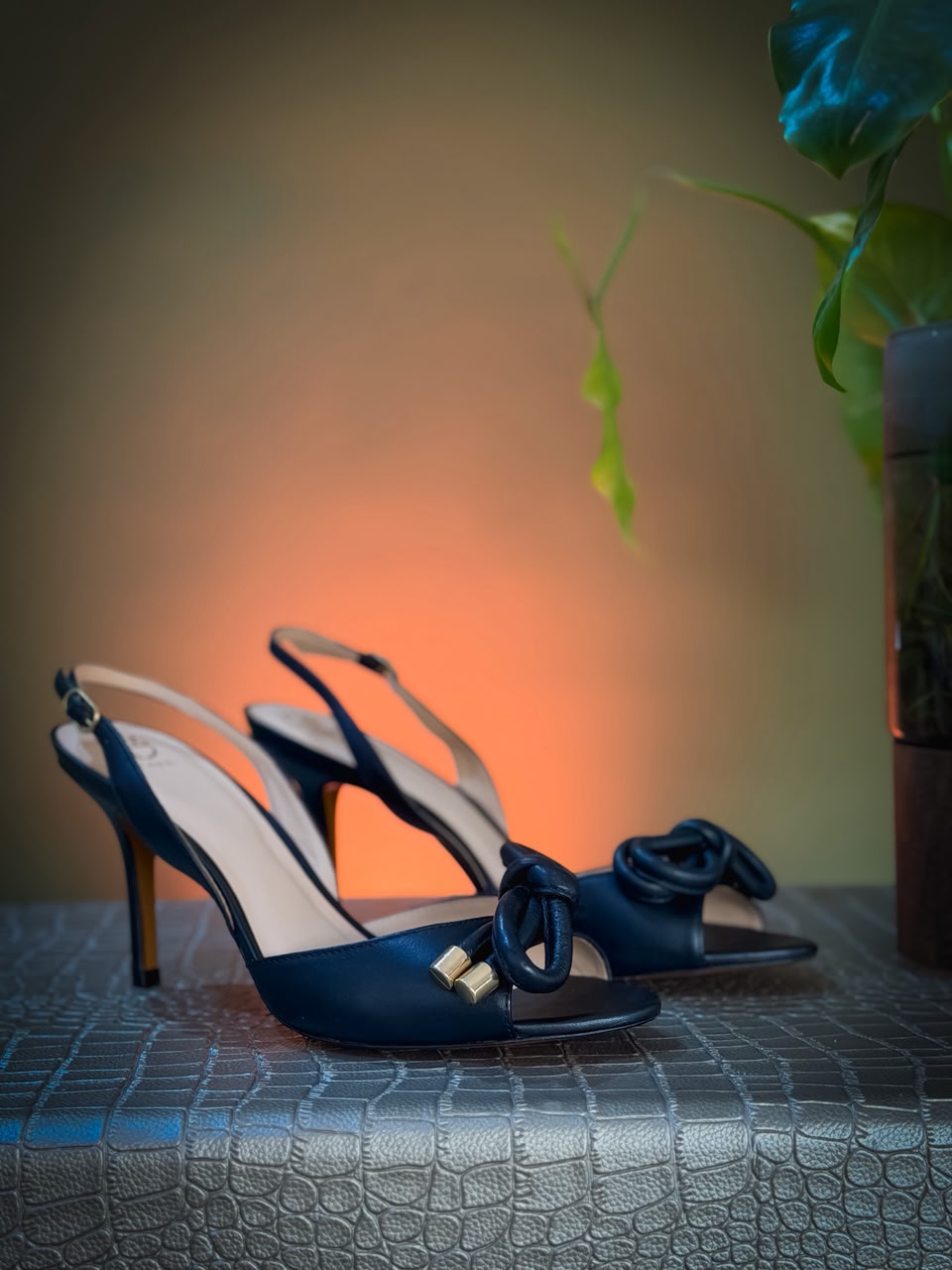 NINA – BLACK