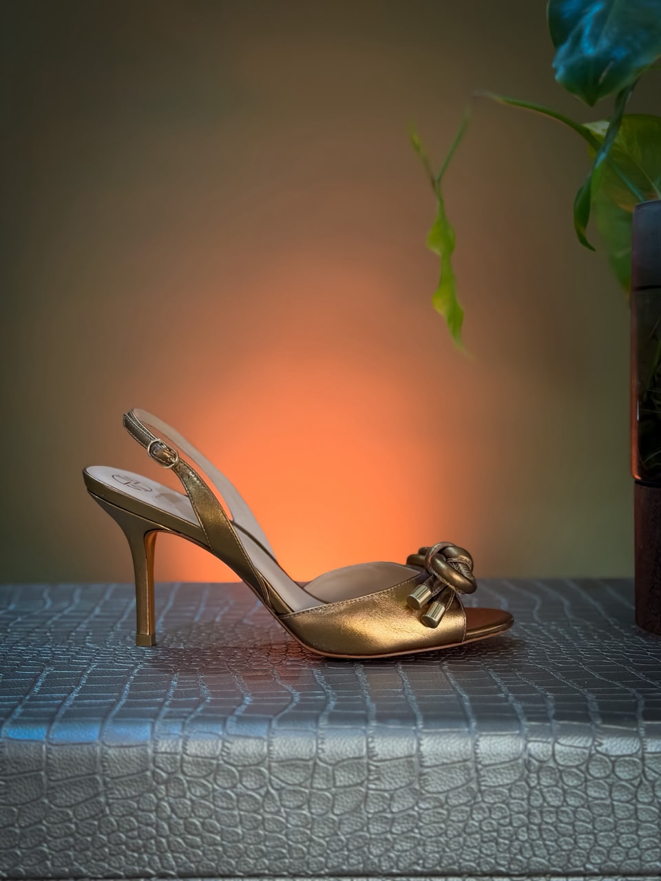 NINA – BRONZE - Image 3