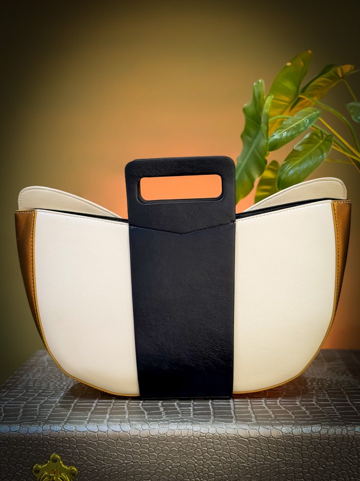 EGO BUTTERFLY HANDBAG — BRONZE - Image 3